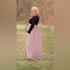 Motherhood Maternity Dress